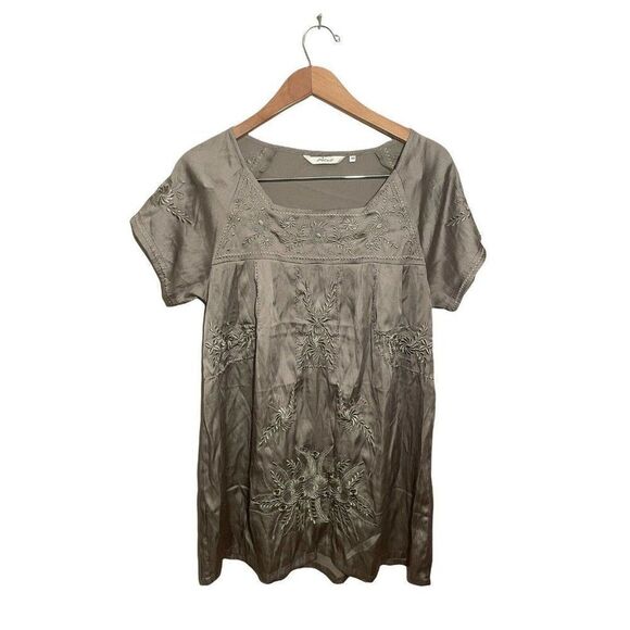 Alexo
Embroidered Dress Womens Size 40 Small Short Sleeve ALine Tan Gold‎ - Picture 1 of 4